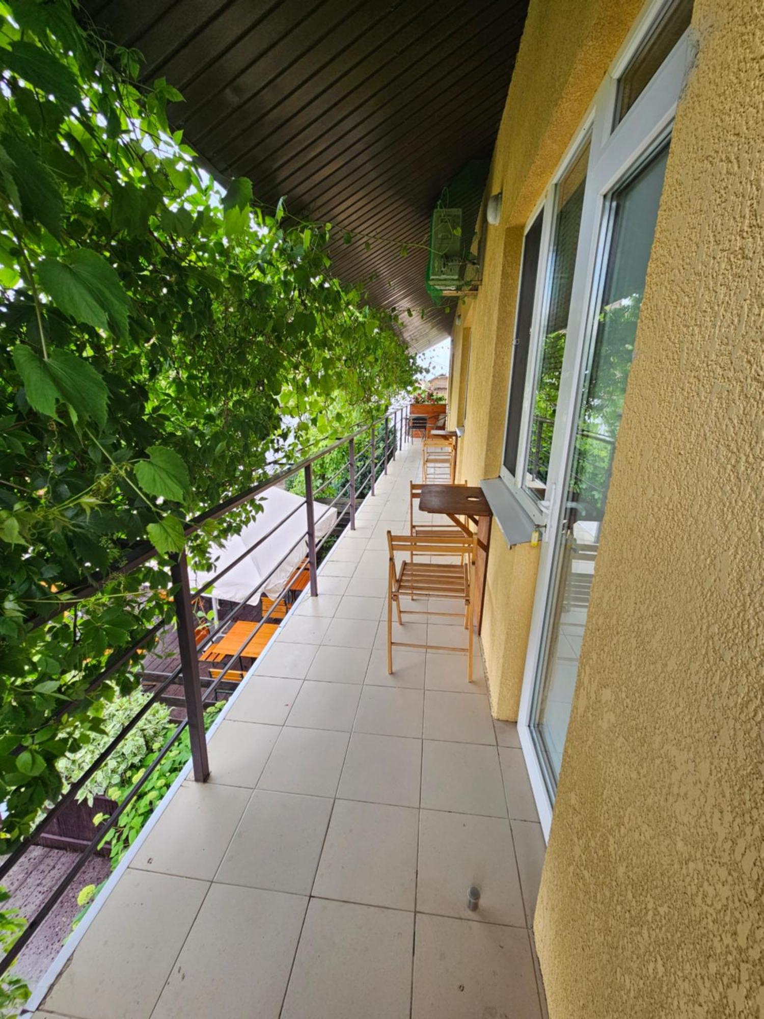 Guest House Filin Karolino-Buhaz Exterior photo