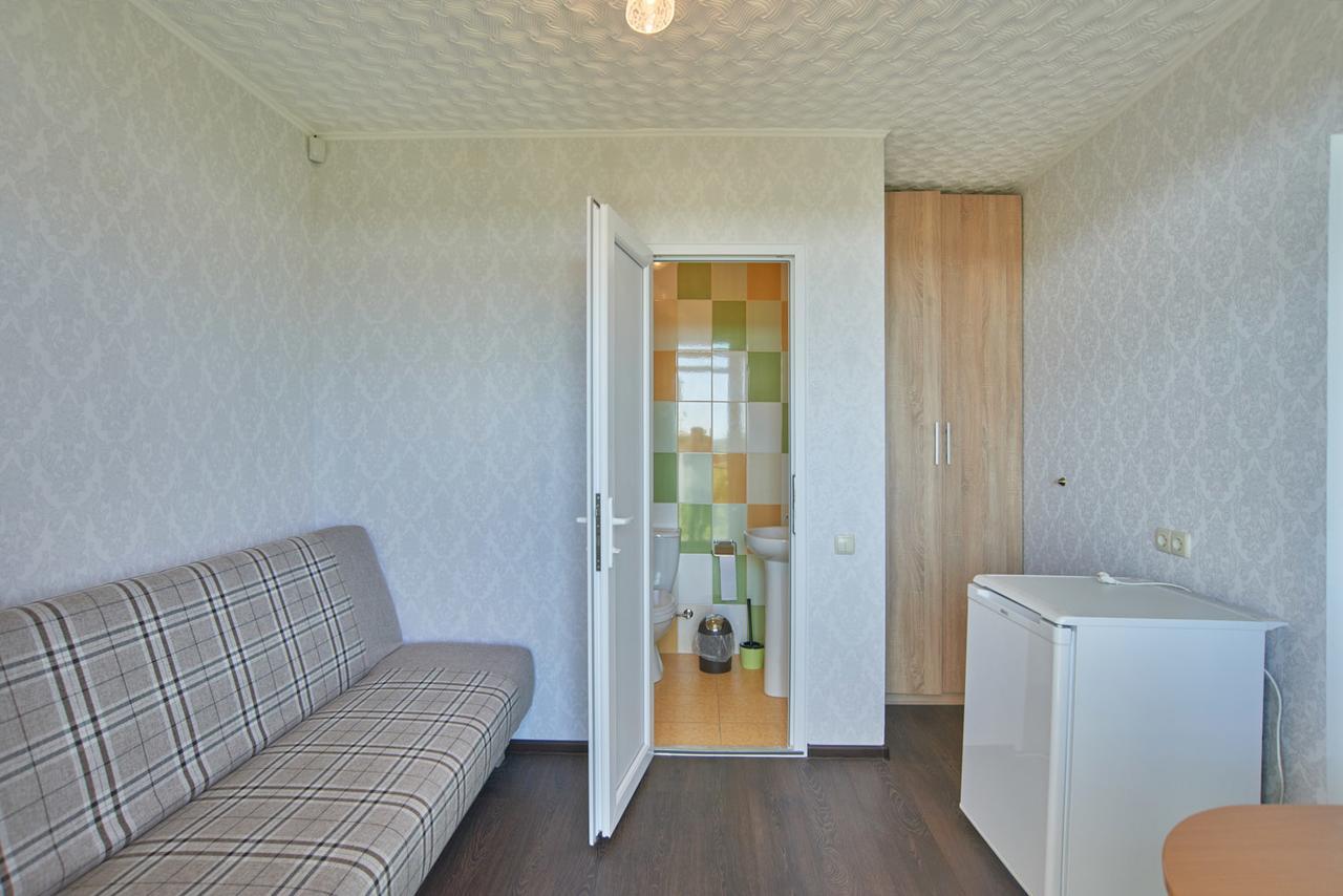 Guest House Filin Karolino-Buhaz Exterior photo